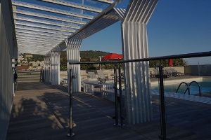 Un garde-corps conforme à la norme NF P01-012 avec Yoann Métal